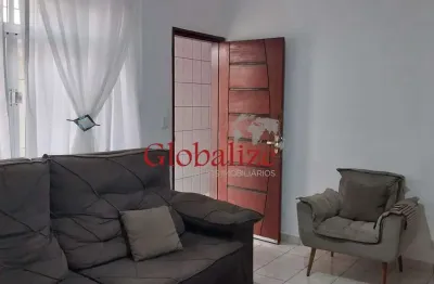 Casa térrea à venda com 125m², 2 quartos, churrasqueira, área coberta, vaga de garagem coberta por R$390.000,00 em Santos