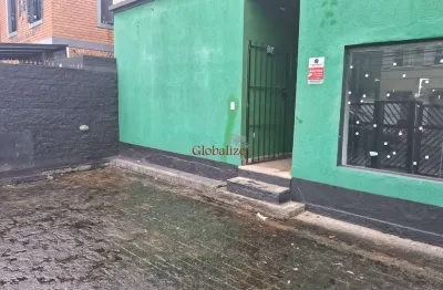 Casa sobreposta térrea em Santos no bairro do Gonzaga com características para ser comércio para locação por R$ 7.000,00 ou venda por R$ 1.175.000,00