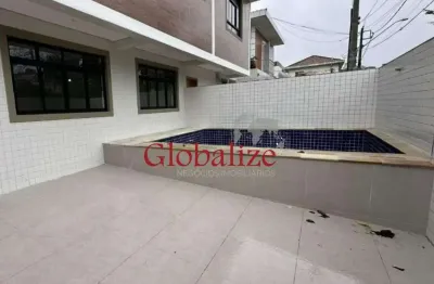 Sobrado à venda com 140m², 3 suites, piscina, churrasqueira por R$1.480.000,00 na Vila Belmiro em Santos