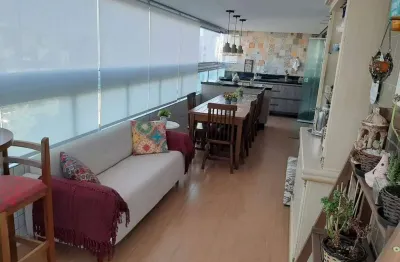Lindo apartamento mobiliado com planejados 3 dormitórios sendo 2 suítes localizado no bairro do Campo Grande em Santos (SP) por R$.1.950.000,00