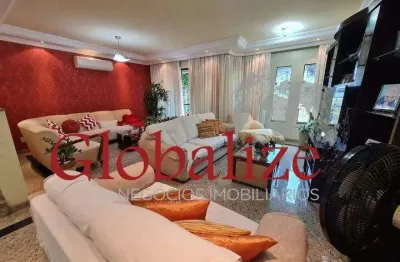 Casa com piscina, 4 suítes à venda no Embaré - Santos R$ 1.850.000,00