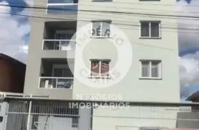 Apartamento, 02 dormitórios, 01 sendo suíte, localizado no bairro rio branco.