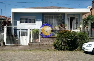 Império imóveis vende ótima residência semi mobiliada no bairro s2