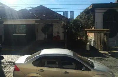 Império imóveis vende ótimo terreno na área central com área tota