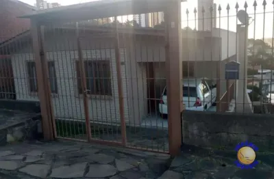 Império imóveis vende casa com 130m² de área privativa no bairro u