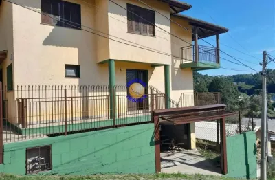 Império imóveis vende excelente casa semimobiliada no bairro cruzeir