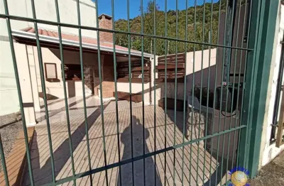 Império imóveis vende sobrado com entrada coletiva no bairro reolon