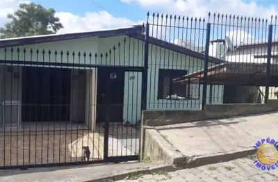 Império imóveis vende casa de alvenaria com 02 dormitórios , banhei
