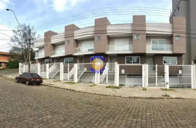 Império imóveis, vende sobrado triplex, localizado no bairro colina