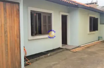 Império imóveis, vende casa de fundos, localizada no bairro colina d