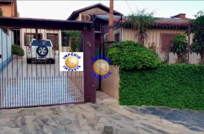 Império imó´veis, vende casa semimobiliada, localizada no bairro co