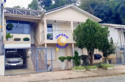 Império imóveis, vende casa, com 02 moradias, localizada no bairro e