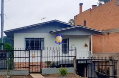 Império imóveis, vende casa semimobiliada, localizada no bairro presidente vargas.