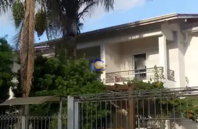Império imóveis, vende sobrado, localizado no bairro santa catarina,