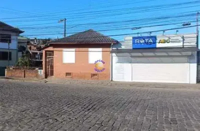 Império imóveis, vende casa com sala comercial de 60m², localizada