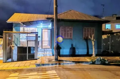 Império imóveis, vende casa, localizada no bairro rio branco.; const