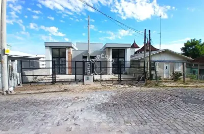 Império imóveis, vende casa, localizada no bairro floresta.