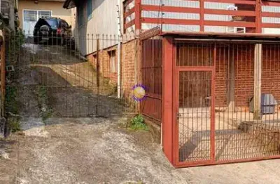 Império imóveis, vende casa semimobiliada, localizada no bairro são