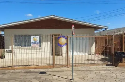 Império imóveis, vende casa com 03 moradias, localizada no bairro s?