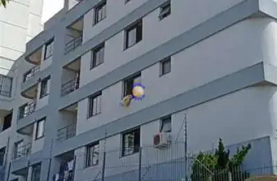 Império imóveis, vende apartamento semimobiliado localizado no bairr