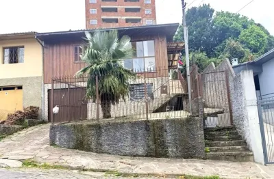 02 casas com 02 pavimentos - 04 dormitórios - rio branco.