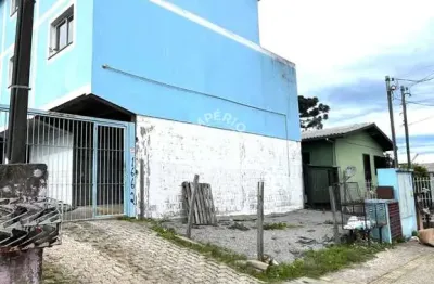 Sobrado semimobiliado com entrada coletiva, localizado no bairro são caetano.