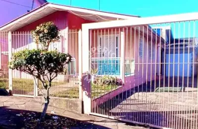 Casa mista - 03 dormtórios - salão de festas - localizado no bairro jardim do shopping.