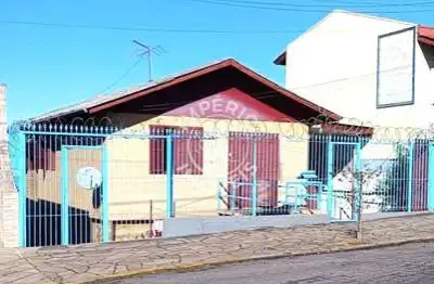 Casa 03 moradias - 03 dormitórios - localizado no bairro kayser.