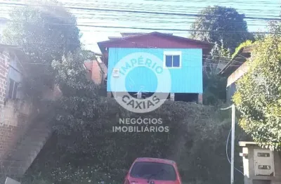 02 casas de madeira - 40m² cada uma - localizado no bairro bom pastor - caxias do sul - rs.