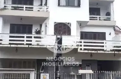 Belo apartamento semimobiliado - 04 dormitórios, 01 sendo suíte - localizado no bairro rio branco.