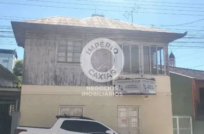 Casa mista 02 moradias - 05 dormitórios - localizado no bairro rio branco - caxias do sul - rs.