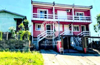 Sobrado triplex com entrada individual - 02 dormitórios - localizado no bairro kayser - caxias do sul - rs.