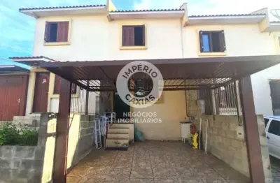 Sobrado semimobiliado com entrada coletiva - 02 dormitórios - Localizado no Bairro Colina do Sol.