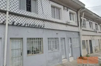 Sobrado com 02 quartos, sala cozinha, banheiro   |  mooca/p - r$ 2.000,00