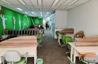 Prédio para alugar na Rua do Oratório, 2430, Mooca, São Paulo