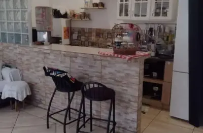 Casa térrea com salão comercial | 210m de terreno  | cambuci / sp