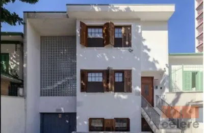 Casa comercial com 5 salas para alugar na Rua Capitão Cavalcanti, 147, Vila Mariana, São Paulo