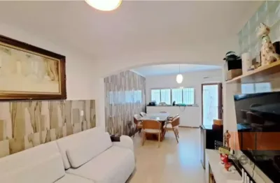 Sobrado com 3 suítes, quintal coberto e área gourmet na mooca |r$ 900.000,00 - 121m2