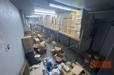 Salão comercial 280m² com salas na parte superior ? próx. metrô dom pedro ii