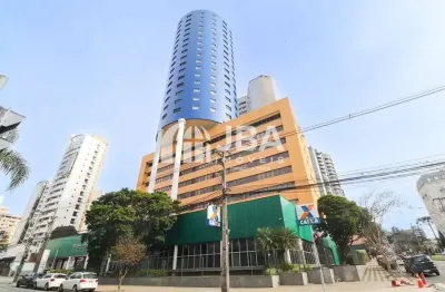 Sala comercial à venda na rua desembargador motta, 1499, batel, curitiba, 40 m2 por r$ 353.000