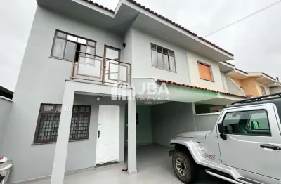 Casa com 3 quartos à venda na rua tomás de aquino, 20, aristocrata, são josé dos pinhais, 102 m2 por r$ 595.000