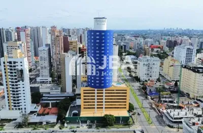 Sala comercial à venda na rua desembargador motta, 1499, batel, curitiba, 61 m2 por r$ 453.000