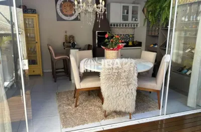 Casa com 3 quartos à venda na Rua Wanda Wolf, 706, Santa Felicidade, Curitiba, 90 m2 por R$ 710.000