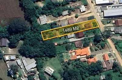 Chácara em campo magro: 3 dormitórios (1 suíte) com 1.489 m²