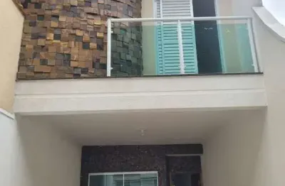 Sobrado com 03 dormitórios e 01 suíte com 02 vaga no residencial oratório