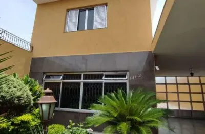 Casa com 3 quartos para alugar na Rua Neá, 1402, Vila Ré, São Paulo