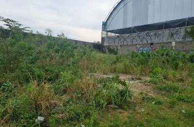 Alugo terreno plano com 600m2 25x24 otima localização ajuricaba