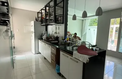 ALUGO- CASA Mobiliada no Resid. Morada dos Nobres- Av. do Cetur, Tarumã