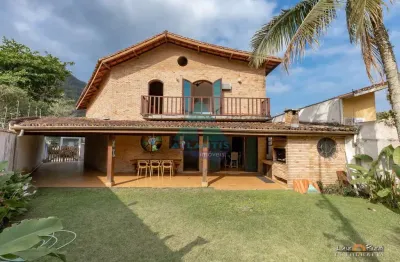 Casa com 4 quartos, praia do lázaro, ubatuba - r$ 1.26 mi, cod: 2813
