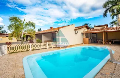 Residencial com 6 casas, praia do sapê - r$ 2.2 mi, cod: 1494